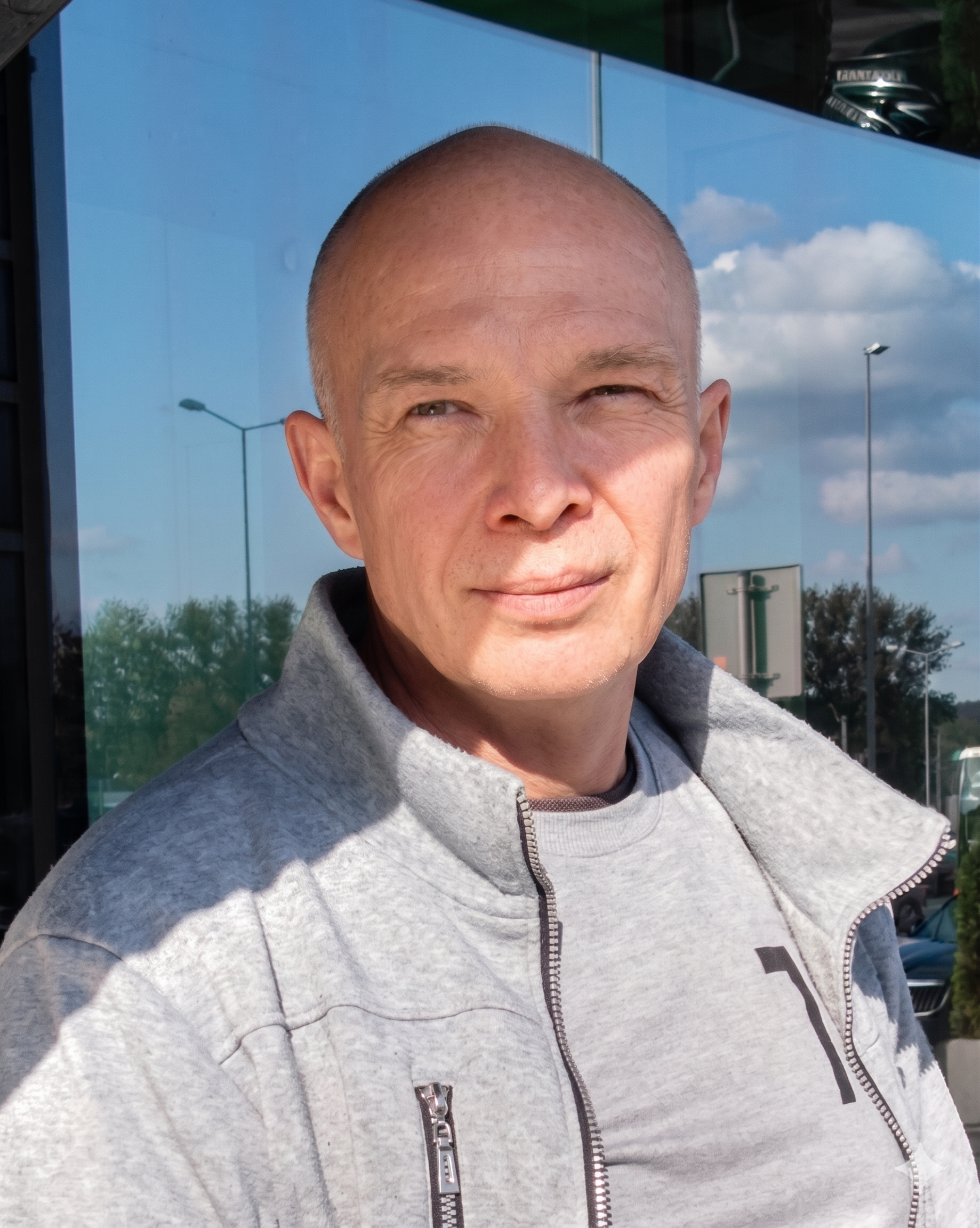 Владимир Шутеев
